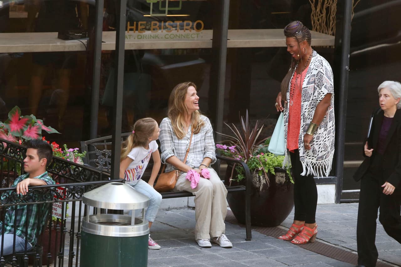 Bromeando con Queen Latifah.