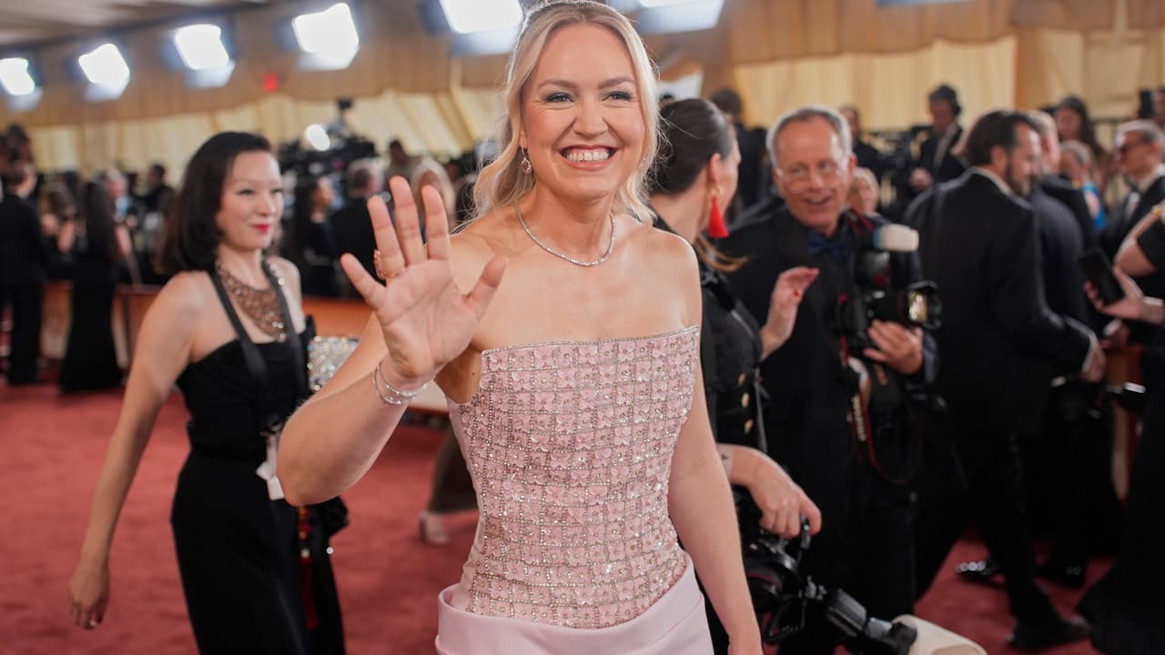 Lynette Howell Taylor.