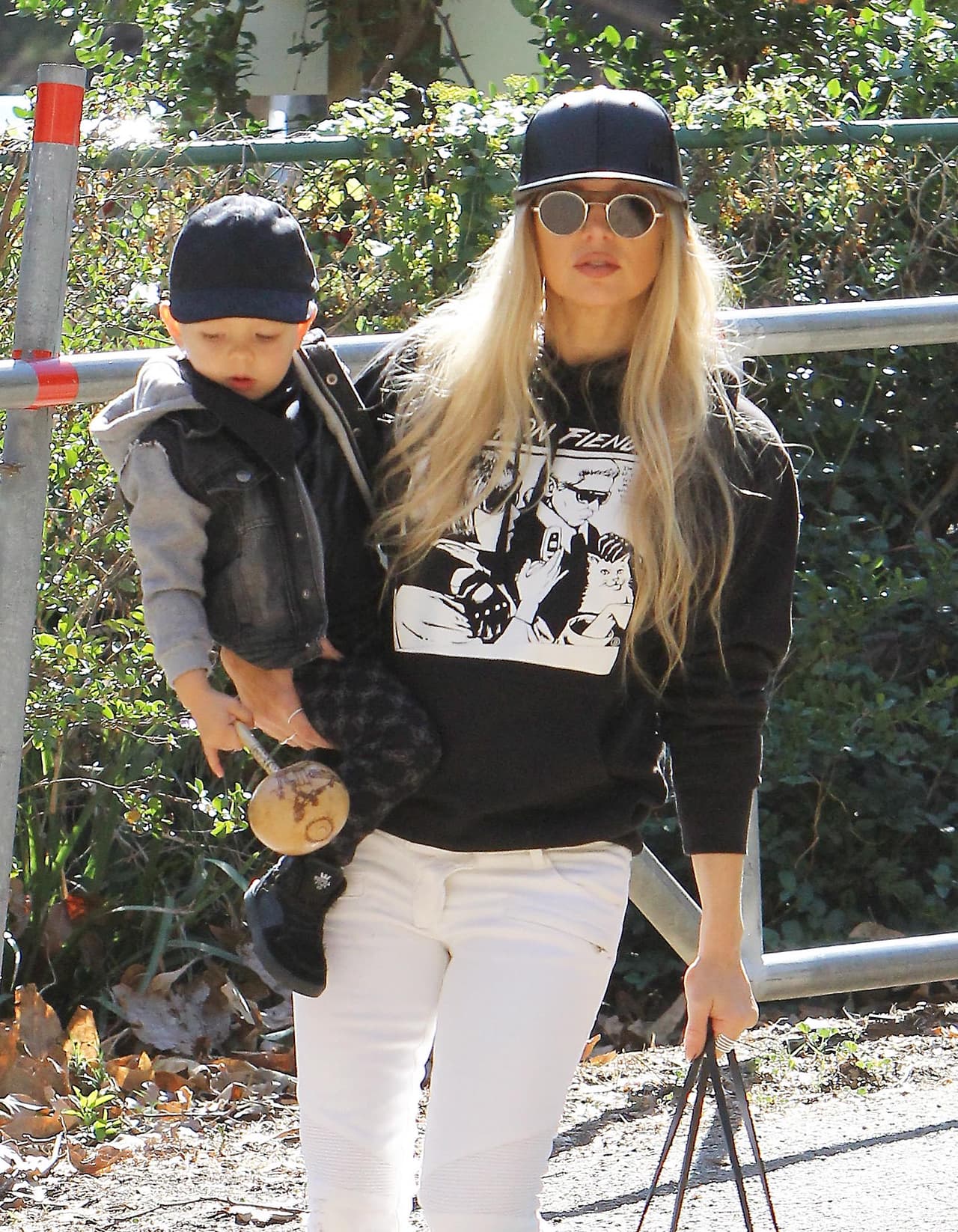 Fergie es una mamita muy light.