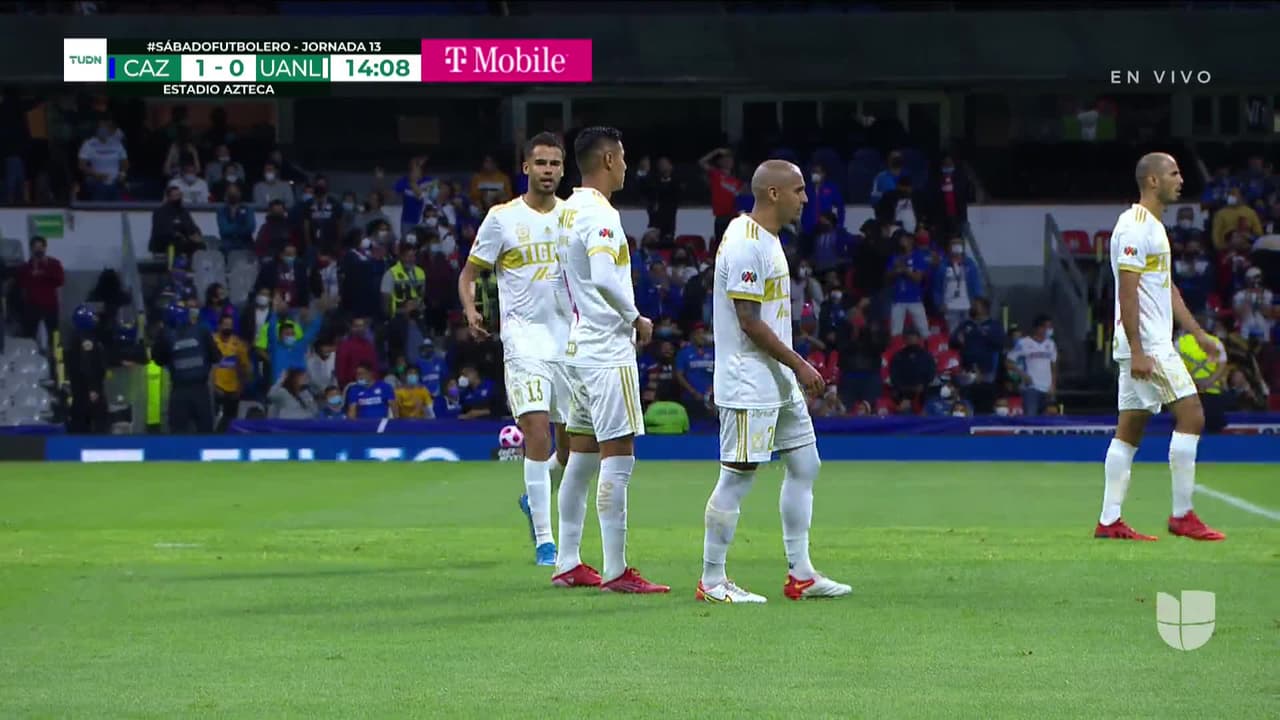 ¡AUTOGOL! de Hugo Ayala para Cruz Azul.