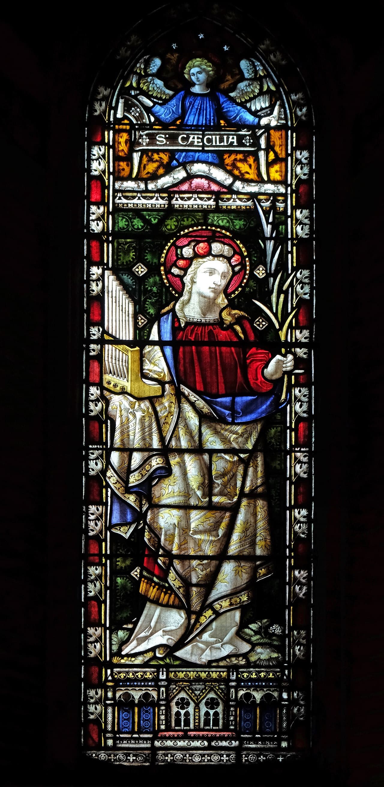 Supuestamente en su noche de recién casados, Cecilia le dijo a Valeriano que un ángel de Dios velaba por ella y la cuidaba a todo momento, y que si la tocaba, el ángel se llenaría de furia y rabia y sufriría las consecuencias. Pero si en cambio, la respetaba, el ángel del Señor lo amaría tanto como a ella.