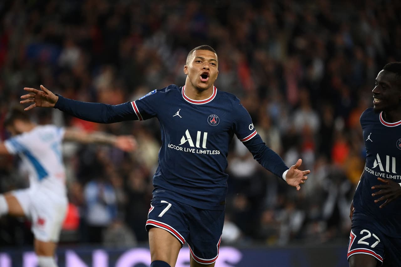 El campeón del mundo en 2018 marcó su vigésimo primer gol y es líder del rubro en la Ligue 1.