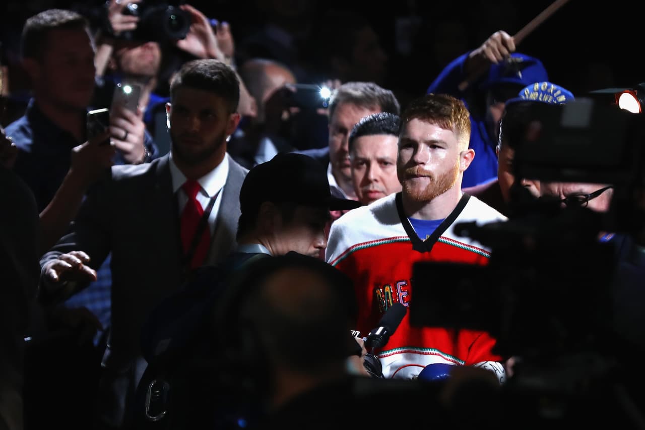 "Es un tramposo y debió ser suspendido de por vida": Billy Joe Saunders critica a 'Canelo'