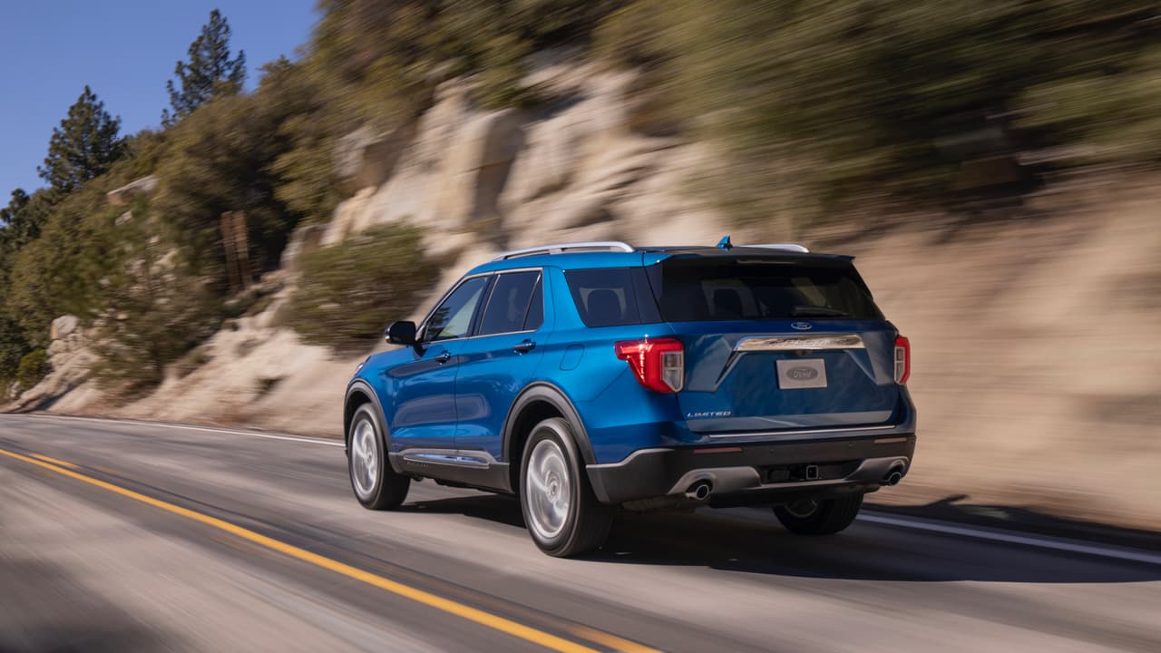 La nueva Ford Explorer 2020 muestra un significativo aumento de 600 libras en su 
<b>capacidad de remolque</b>, que ahora se sitúa en 5600 libras para los modelos equipados con el V6 EcoBoost de 3.0 litros. La capacidad de remolque para los modelos equipados con el motor EcoBoost de 2.3 litros aumentó de 3,000 a 5,300 libras.