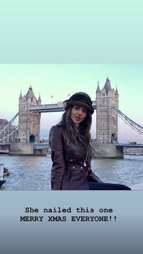 "Acertó con esta. ¡Feliz Navidad a todos!", escribió en la fotografía donde finalmente luce una buena pose.