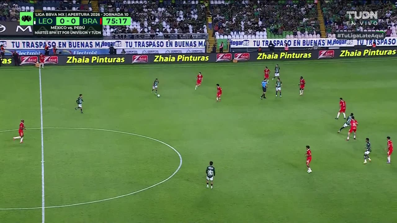 ¡AUTOGOL! de Francisco Nevárez para León.