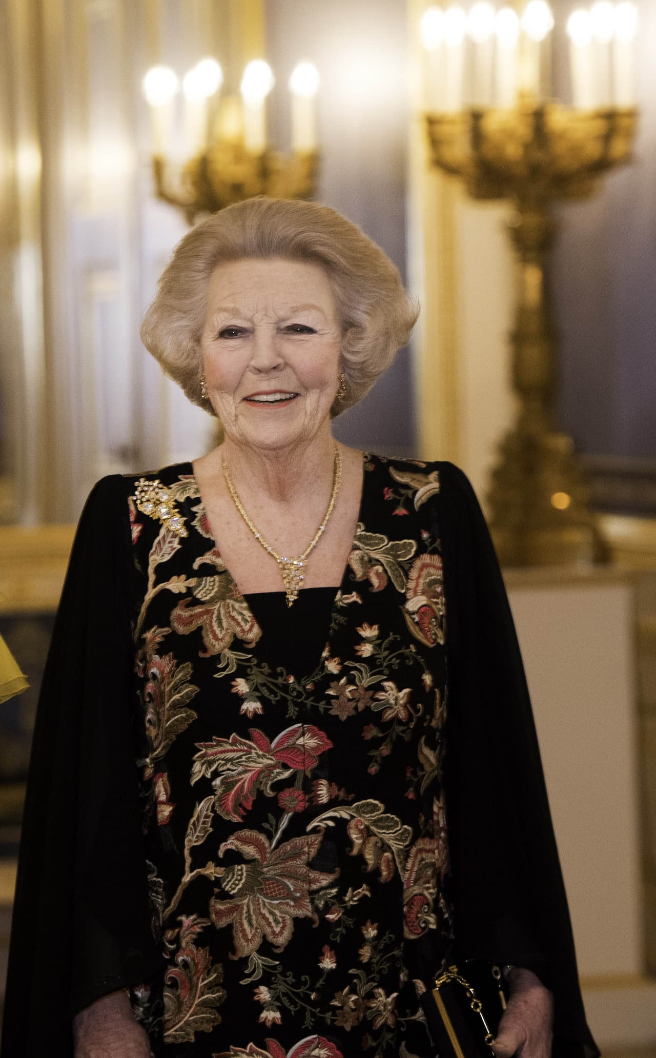 En 2013 la reina Beatriz de los Países Bajos abdicó al trono, pero esto no le ha impedido ser la figura más destacada de la realeza holandesa, que cuenta con un patrimonio valorado entre los 200 a 300 millones de dólares.