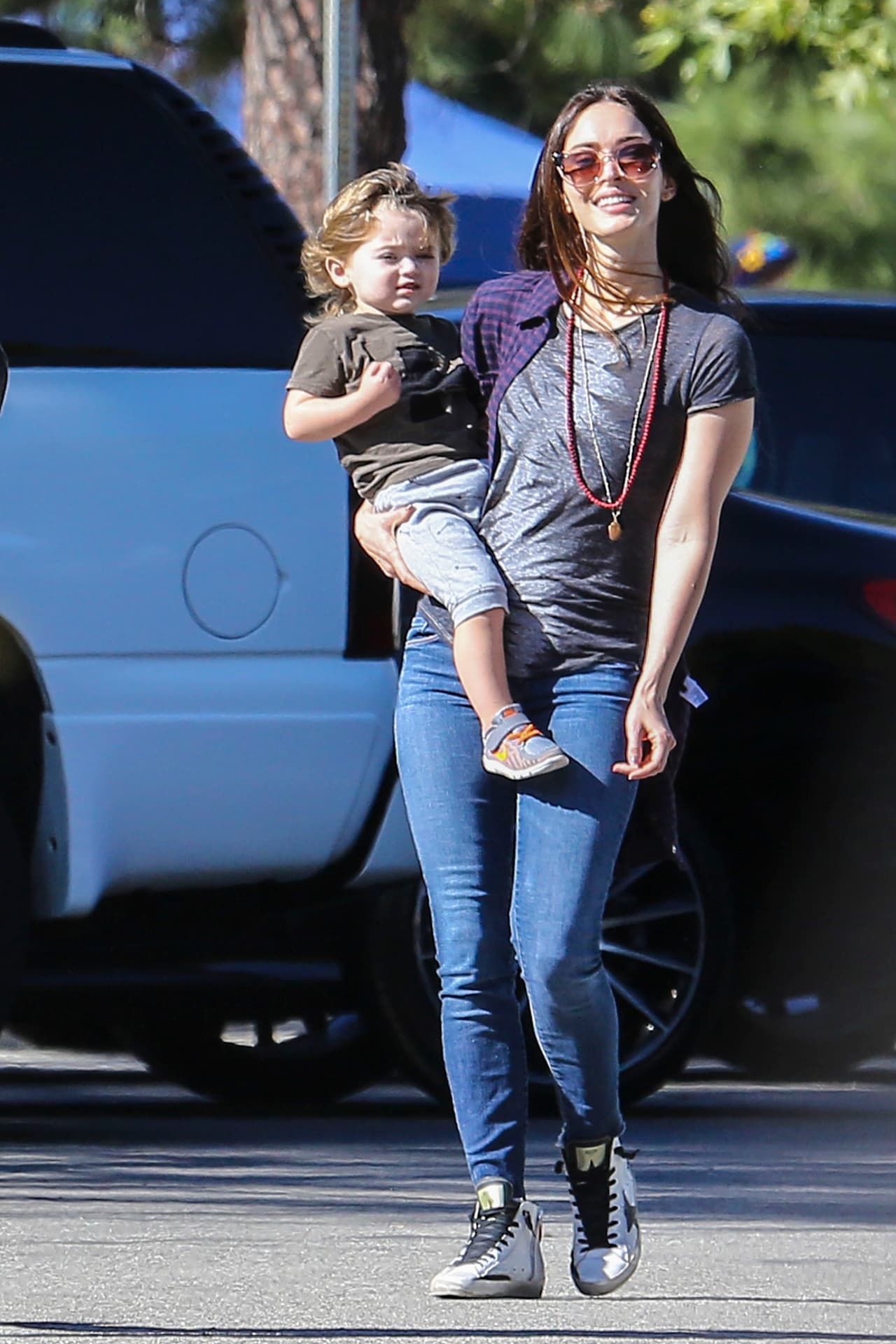 Aunque ella estaba muy feliz, Noah parecía un poco disgustado.