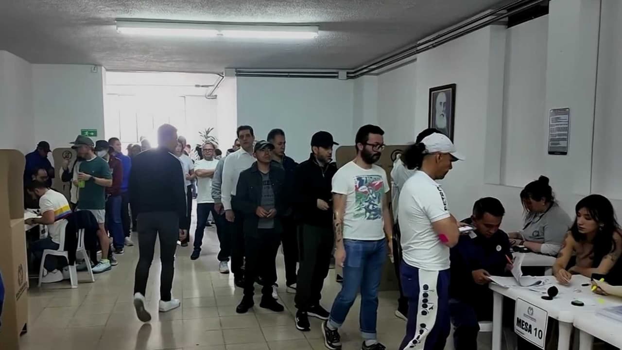Colombia irá a segunda vuelta entre Cepeda y De la Espriella