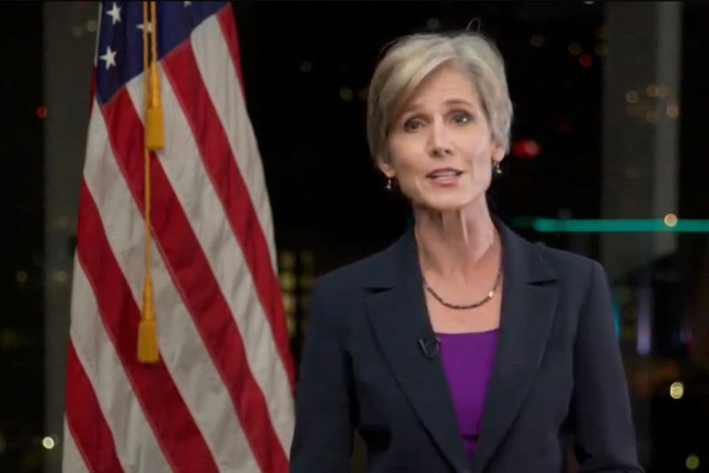 La exsecretaria de Justicia interina Sally Yates, quien fue despedida por rehusarse a defender la restricción de viajes para musulmanes impuesta por Donald Trump en 2017, dijo que el presidente está tratando de usar al Departamento de Justicia para atacar a sus enemigos y proteger a sus amigos.