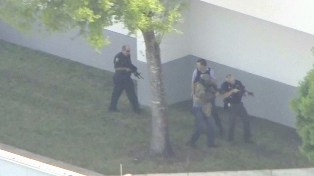 Se trata del décimoctavo incidente con armas en una escuela de EEUU en lo que va del año, según la organización por el control de armas Gun Control Group Everytown. La cuenta incluye suicidios, incidentes sin lesiones y un suceso donde un pistolero de 15 años mató a dos compañeros en una escuela secundaria de Kentucky.