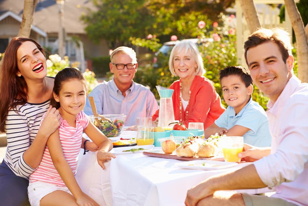 El domingo es un día familiar en el que se pueden reunir para compartir los alimentos y para que no sufras en la cocina te damos recetas muy rápidas y fáciles de preparar.