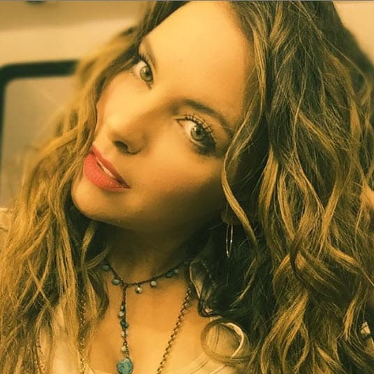 Tras la salida de Zuria Vega y Daniel Arenas, quienes llevaban los roles protagónicos, el productor Juan Osorio integró a otros actores para comenzar nuevas historias en 'Mi marido tiene más familia'.