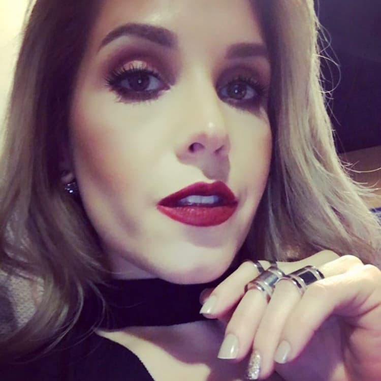 Los anillos también forman una parte importante de tu atuendo.