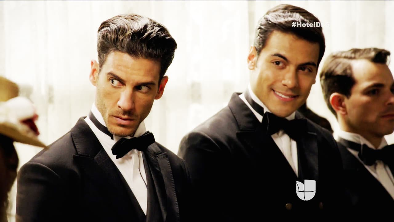 ¡Estos dos son la combinación perfecta! ¿Alguien quiere servicio al cuarto? La gran amistad de Julio y Andrés fue de lo mejor en el hotel y, estamos seguras que sus rostros angelicales hicieron suspirar a más de una.