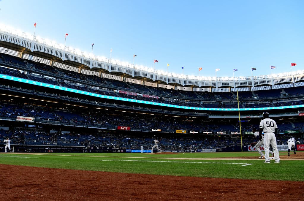 Así lució el portentoso Yankee Stadium este 1 de abril en la serie que inició el lunes ante los Detroit Tigers, con temperaturas frías.