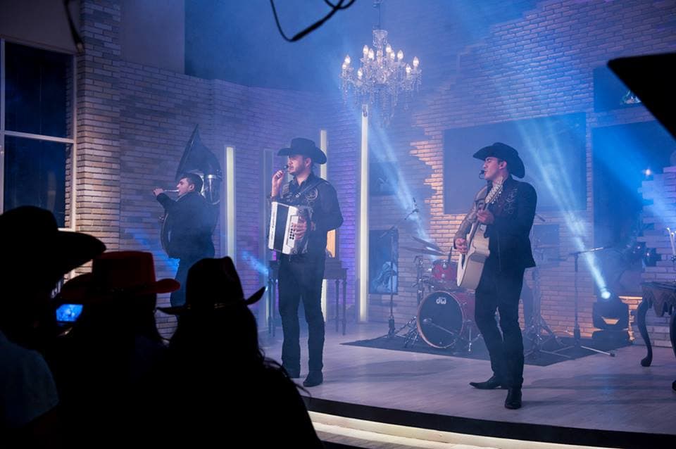 ¡Los norteños pusieron a todo el público a cantar!