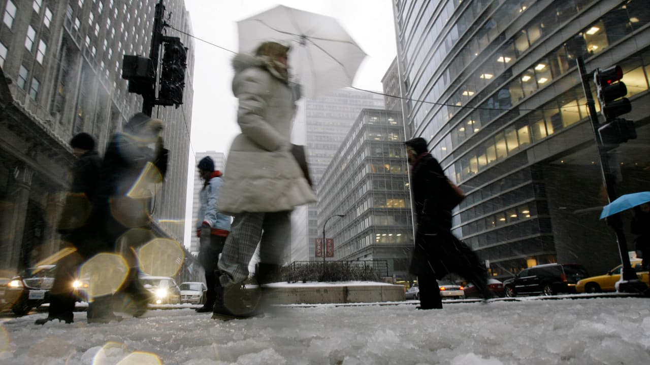 El NWS emitió una advertencia por lluvia helada y tiempo invernal en Chicago y sus alrededores
