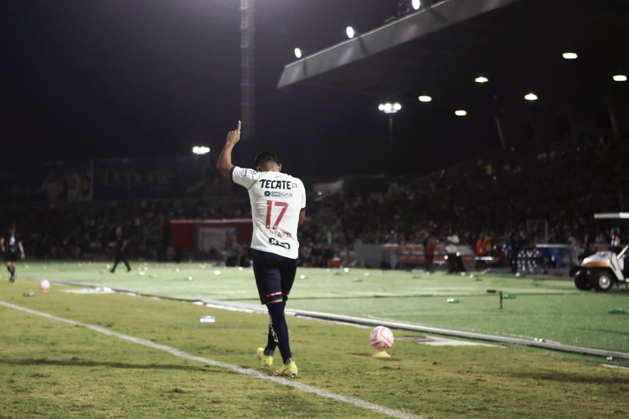 Jesús Gallardo le dio el triunfo a Monterrey ante FC Juárez en los últimos 15 minutos en el inicio de la Jornada 14 para recuperar el liderato del Apertura 2022.