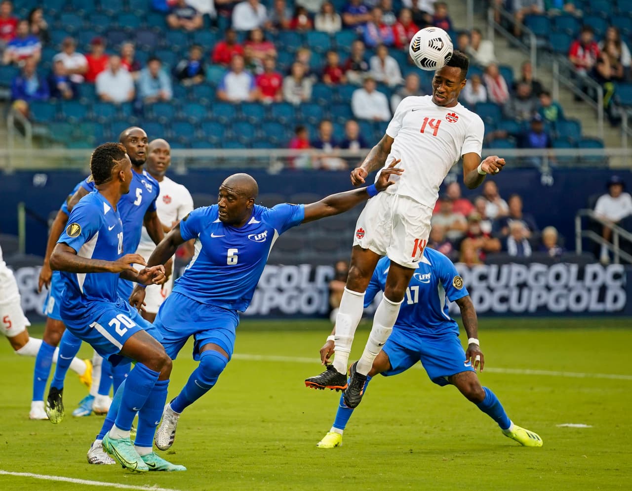 Mark-Anthony Kaye (LAFC) también fue de la partida frente a Martinica.
<br>