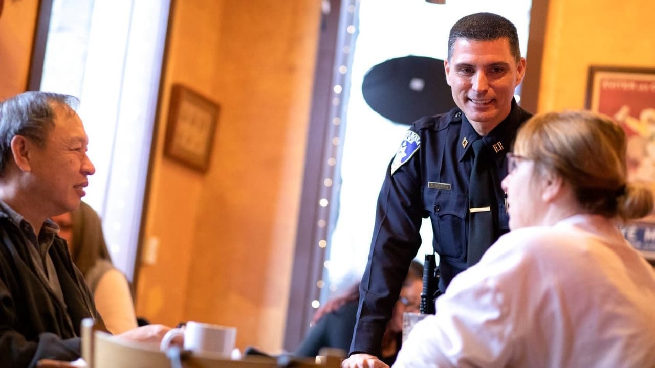 Experto en pandillas y desamparados: el primer hispano en convertirse en jefe de la Policía en Santa Rosa