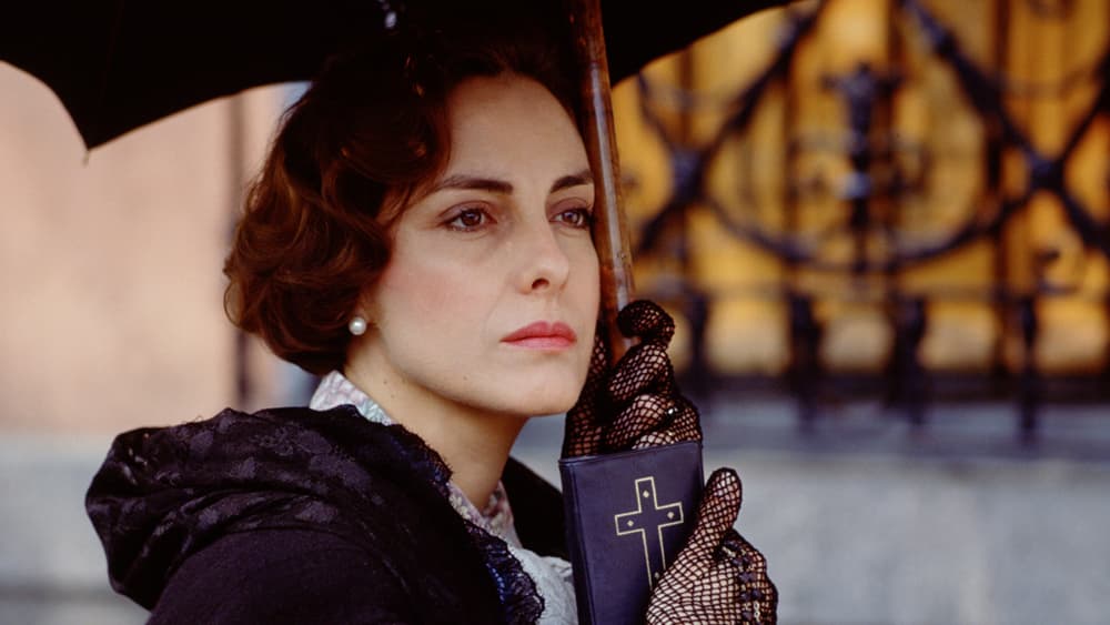 ¿Qué sería de las telenovelas sin los villanos? Seguramente serían muy aburridas ya que estos odiosos personajes son los que siempre le ponen sabor a la historia. Recuerda a los villanos y grandes ganadores de los Premios TVyNovelas y no te pierdas la gran noche de galardones este sábado 23 de abril a las 8pm/7C por Univision.