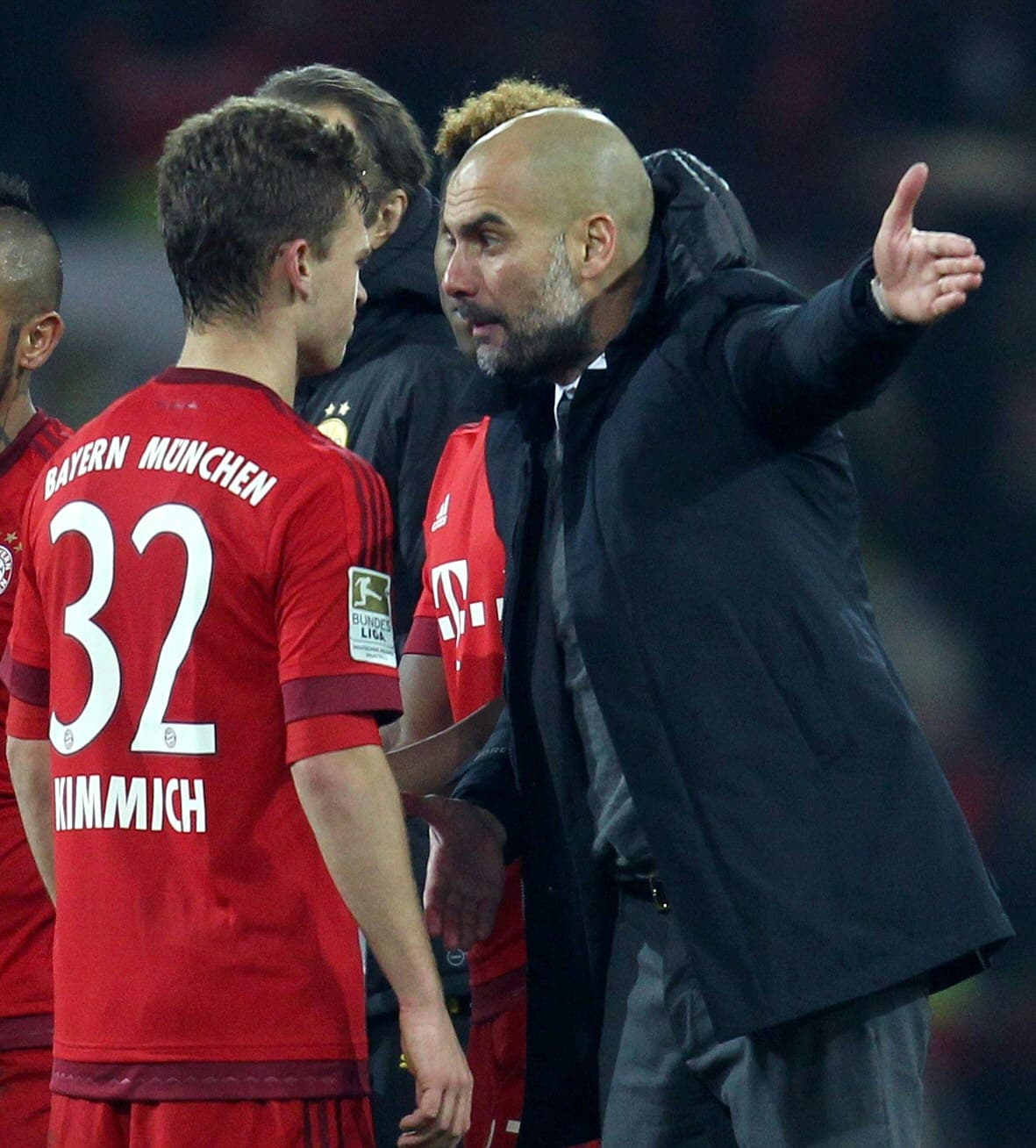 El otro joven destacado es Joshua Kimmich. Antes de partir del Bayern rumbo al Mánchester City, Guardiola lo usaba como defensa central.