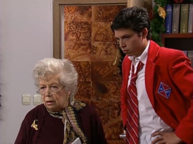 Falleció el 8 de agosto del 2012 a los 78 años de edad.