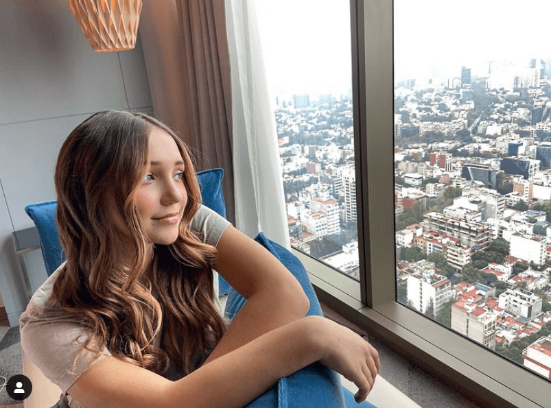 "Este proyecto se ha convertido en una escuela porque yo nunca he tomado clases de actuación y este trabajo me ha ayudado a ver la actuación en otros sentidos, tonos, emociones. Me han dado ganas de seguir aprendiendo", explicó.
<br>