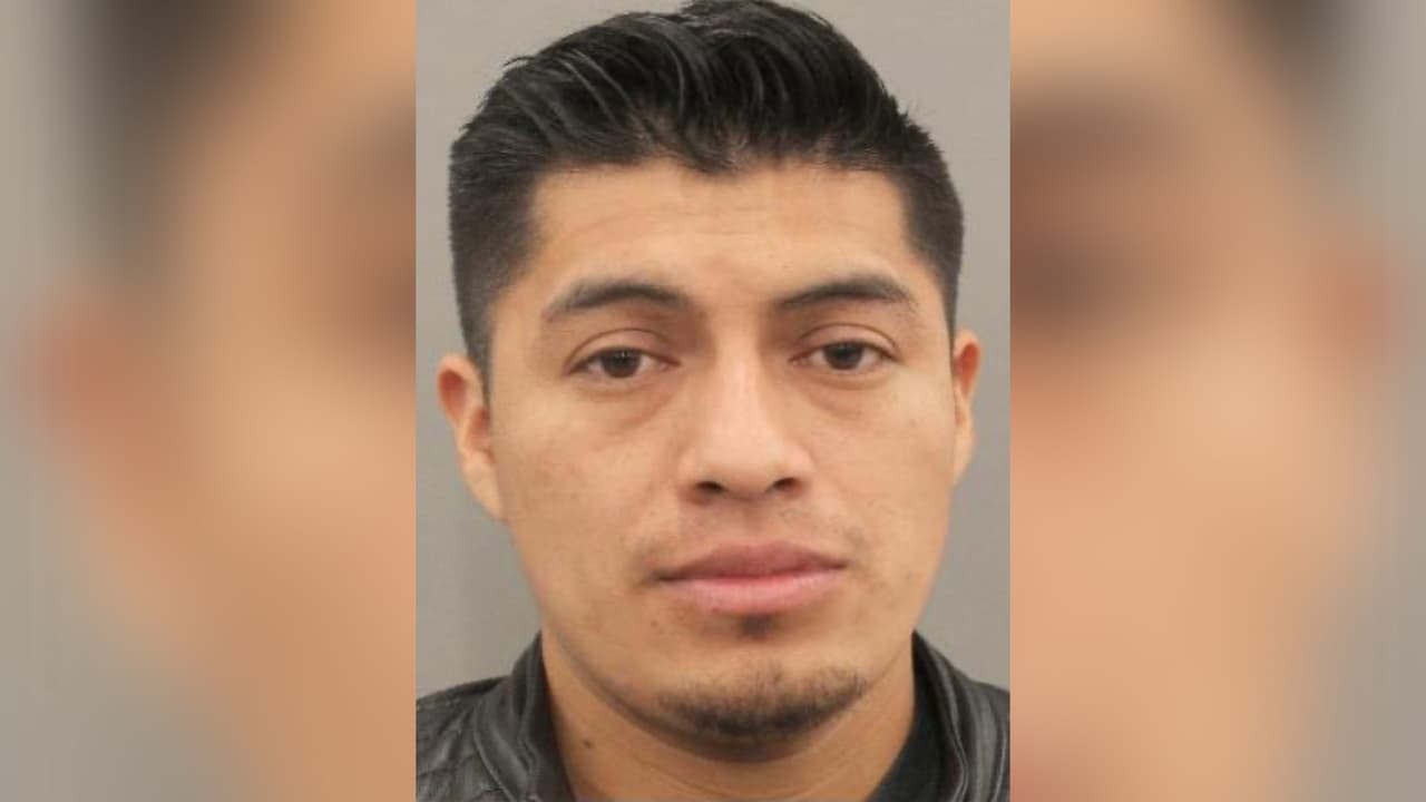 ¿Lo has visto?: Buscan a un hombre de 33 años acusado de abusar sexualmente de un menor en Houston