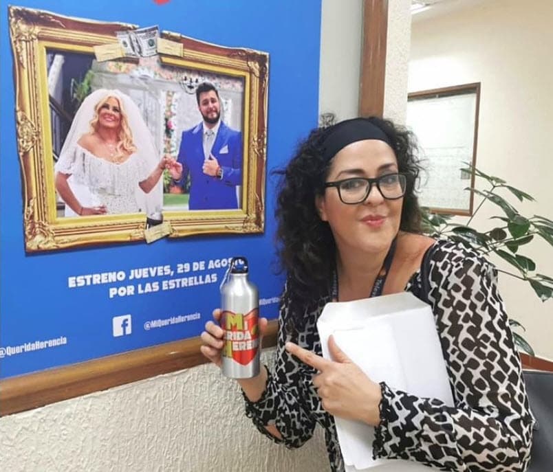 Agregó que ninguno de los hijos del actor estuvo para recibir sus restos: "
<b>Fui la única persona que se quedó a esperar las cenizas</b> a las tres de la mañana y feliz de la vida, porque me regresé con mi marido a nuestra casa", contó en 'De primera mano'.
<br>