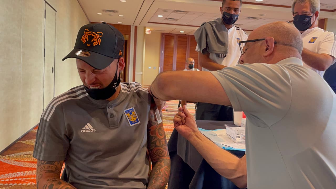 Tigres se vacuna después del partido amistoso contra América