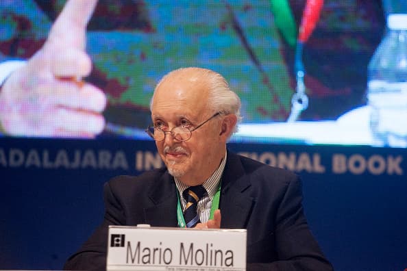 Mario Molina.