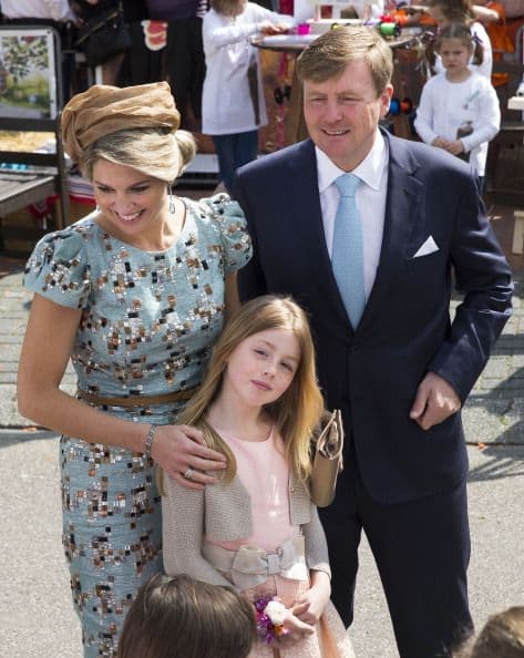 Según los sondeos más recientes, un 87 % de la población considera que su monarca lo ha hecho “bien o muy bien”.