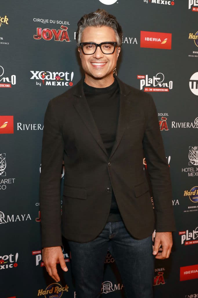 Actualmente, reside en Estados Unidos y domina perfectamente el inglés. Por si fuera poco, también habla un poco de francés.