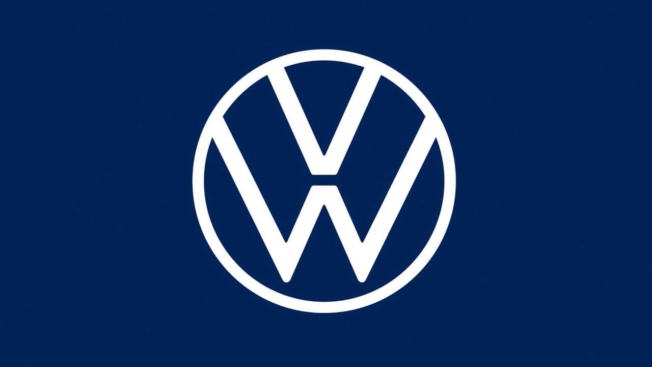 <h3 class="cms-H3-H3"><b>Volkswagen</b></h3>
<br>
<br>
<b>Para dueños y arrendatarios actuales: </b>pagos diferidos por hasta 90 días y extensiones de arrendamiento por hasta seis meses para clientes bien calificados que hayan adquirido un auto a través de Volkswagen Credit. 
<br>
<br>
<b>Para posibles compradores: </b>pagos diferidos por 180 días y 0% de APR por 72 meses para autos adquiridos hasta el 30 de abril.
<br>
<br>Para más información, visita la página 
<a href="https://www.vw.com/financial-services/"><u>https://www.vw.com/financial-services/</u></a> .