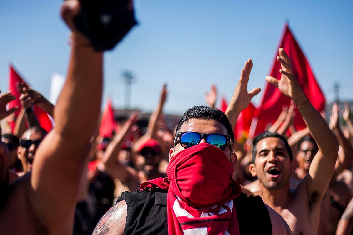 Fanáticos de Xolos de Tijuana en las afueras del Estadio Caliente, previo al juego contra León por la jornada 3 del Apertura 2018.