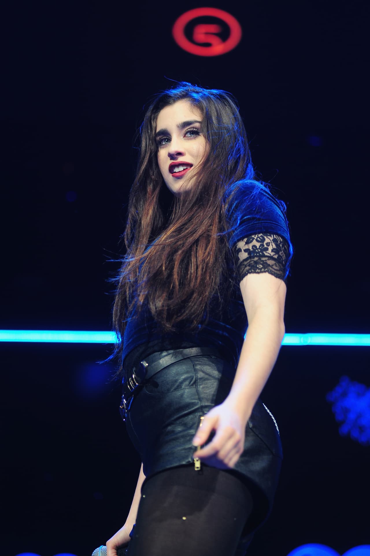 Por último tenemos a Lauren Jauregui, que por sus venas corre sangre cubana, pero creció en la ciudad de Miami desde muy niña.