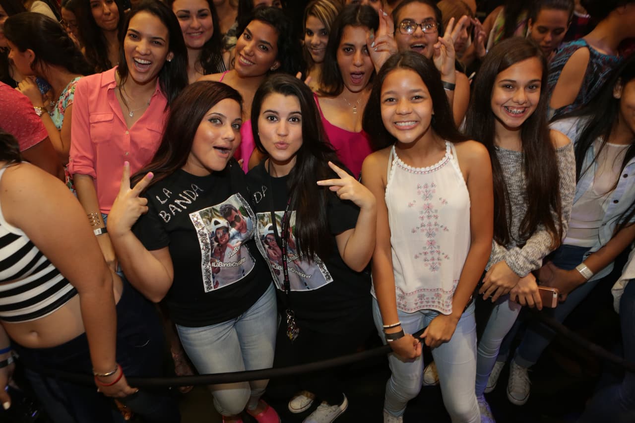 Una vez más te llevamos detrás de cámaras en La Banda. Esta vez desde el backstage del segundo en vivo.