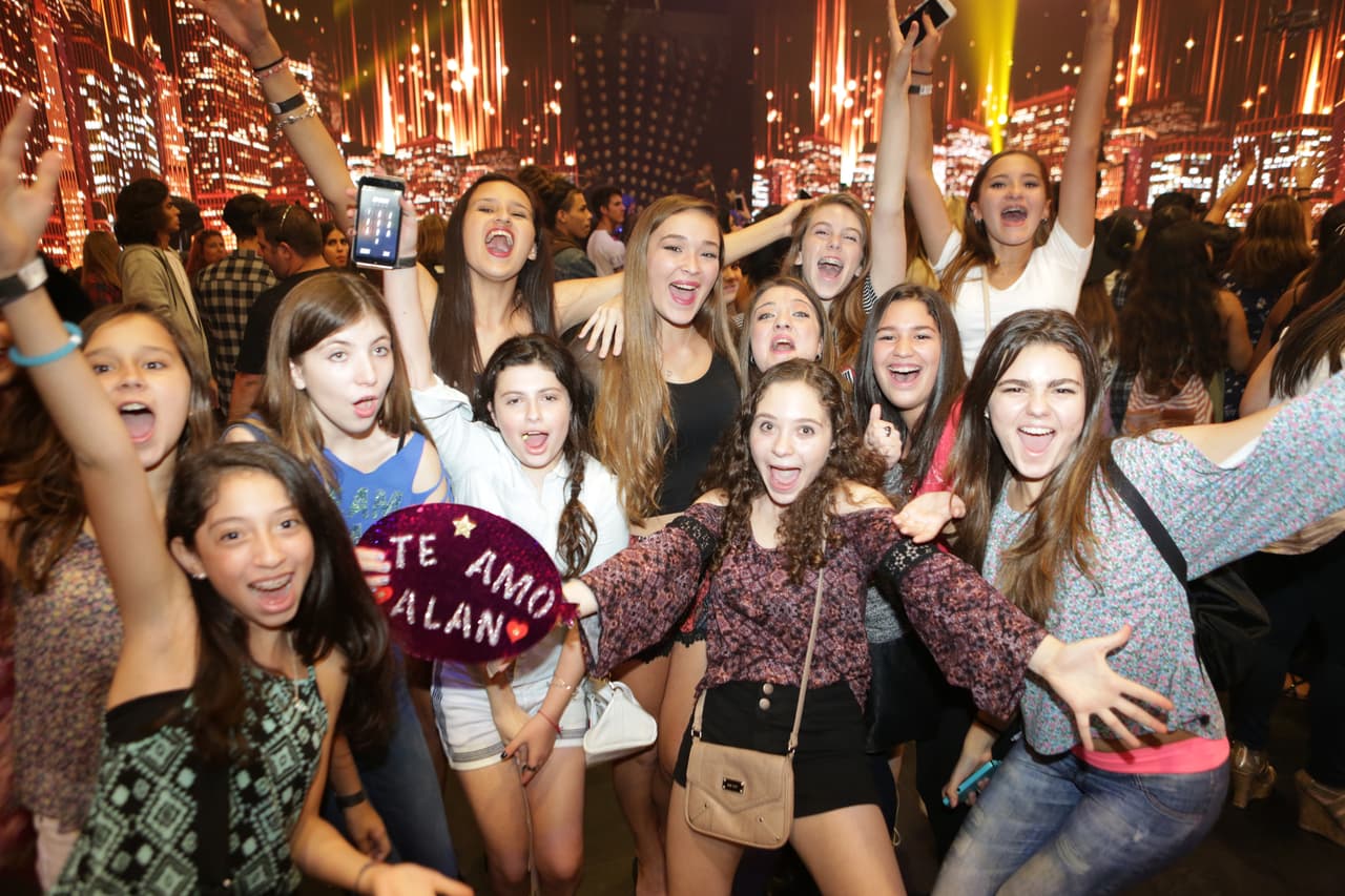 Una vez más te llevamos detrás de cámaras en La Banda. Esta vez desde el backstage del segundo en vivo.