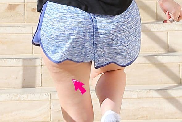 Poquita, pero bien que se le nota a esta joven cantante.