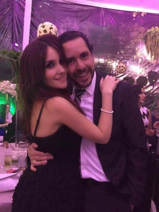 En varias ocasiones terminaron su noviazgo por sus múltiples actividades laborales.