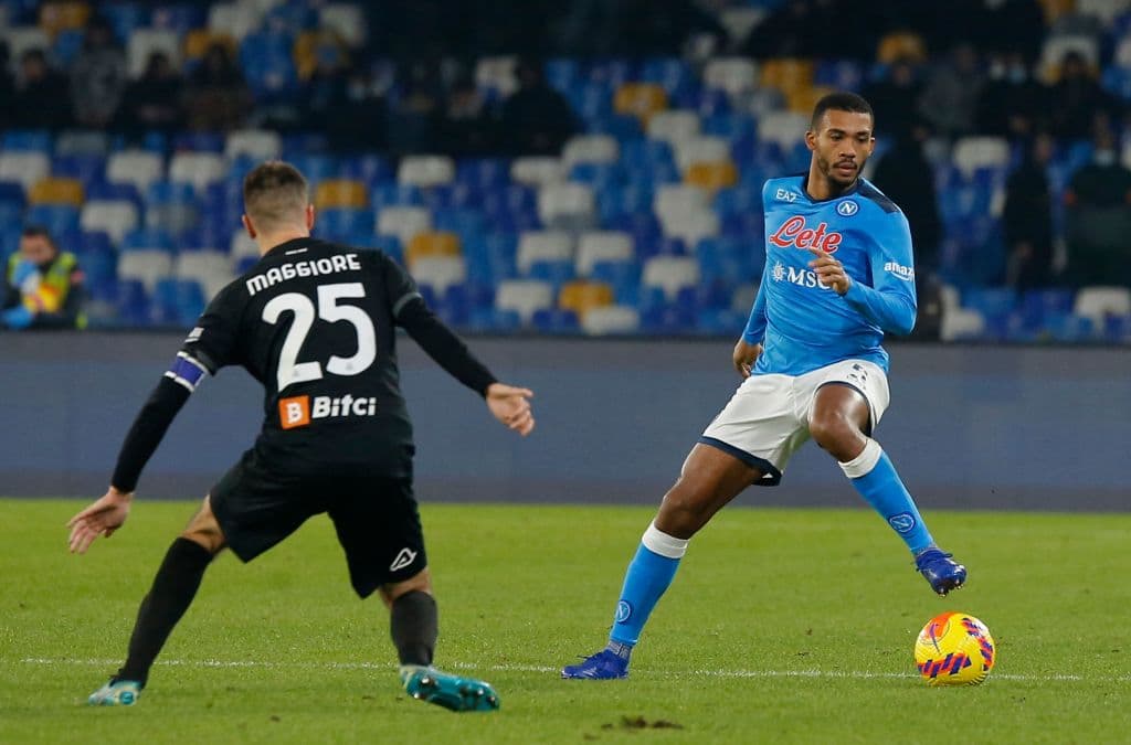 Con un autogol de Juan Jesus al minuto 37 Spezia logra mantener la difrencia y le pegan 0-1 al Napoli y en su estadio.