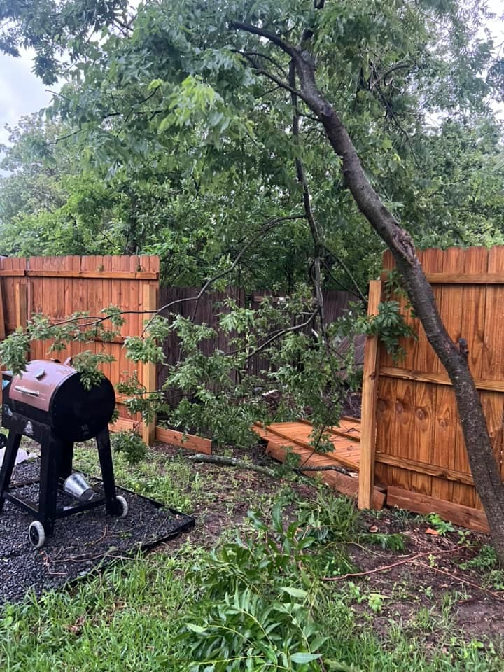 El 
<b>domingo pasado se tuvieron más de 600 informes de granizo</b> hasta del tamaño de una pelota de béisbol, o fuertes vientos en más de 20 estados de Estados Unidos.