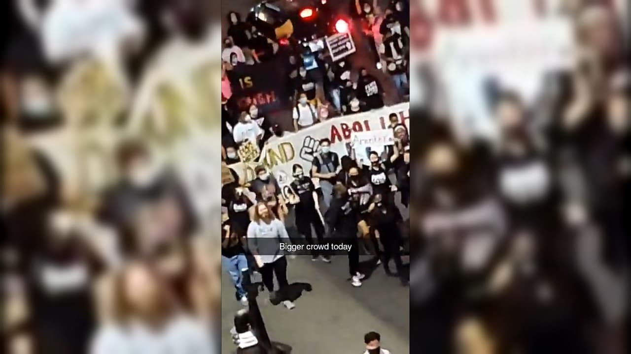 La ciudad votó el día de ayer para recortar 7 millones de dólares para el pago de horas extras de los oficiales.
<br>