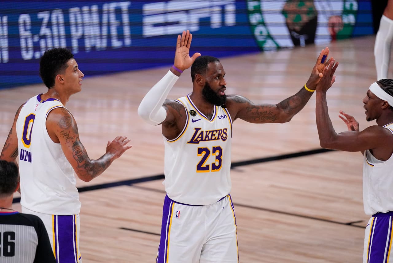 Los Lakers repiten dosis y con un maracdor de 112-102 a favor, los comandados por LeBron James vencen a los Clippers en el juego tres.