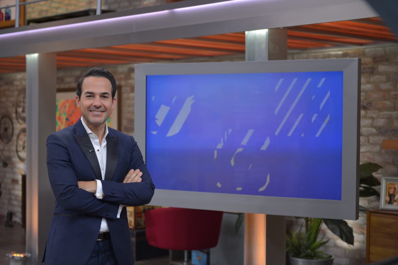 Lili y Raúl disfrutan de su nuevo set junto a todo el equipo del Gordo y La Flaca