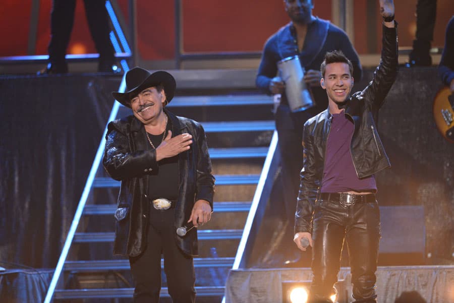 Y se despidieron del público en medio de un gran aplauso.