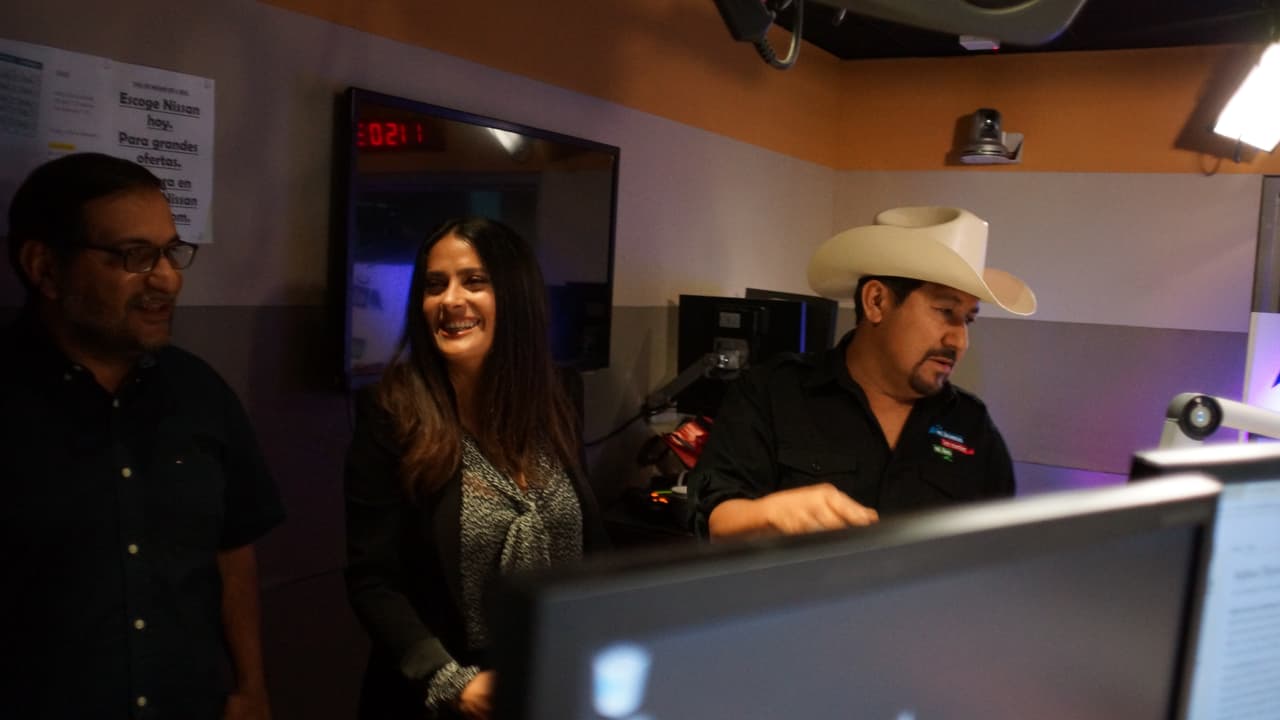 Así fue la divertida entrevista de 'El Bueno, La Mala y El Feo' con Salma Hayek.