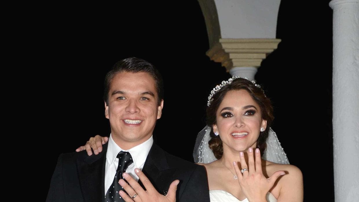 La actriz de telenovelas Sherlyn, se casó con el político Gerardo Islas en el 2013 y tres años después, anunciaron juntos su divorcio, demostrando que había sido una decisión mutua.